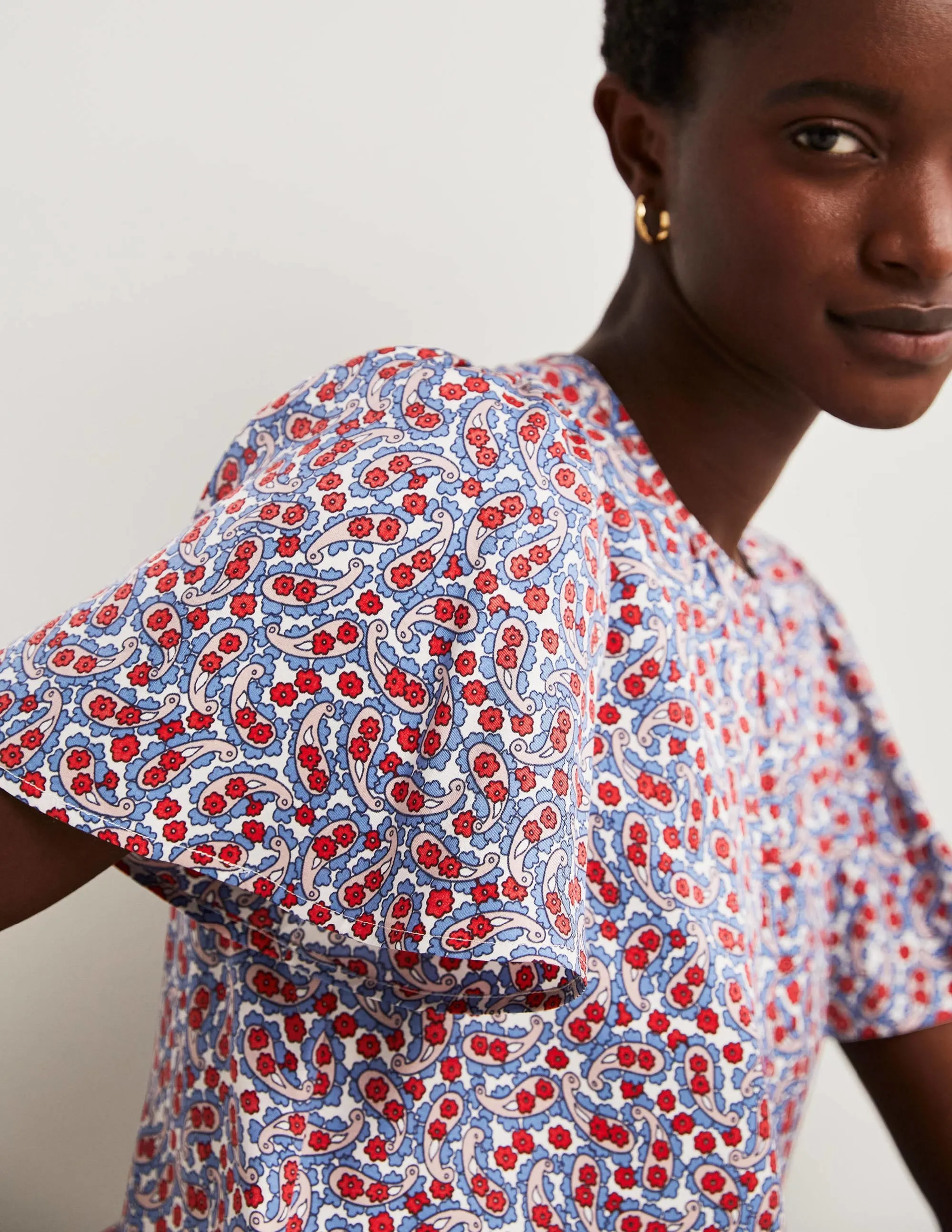 Flutter Sleeve Crew Neck Top-Riviera Blue, Petal Paisley