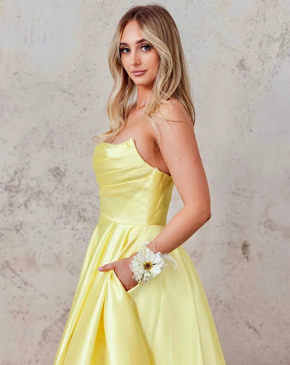 Paola Strapless Gown - Lemon