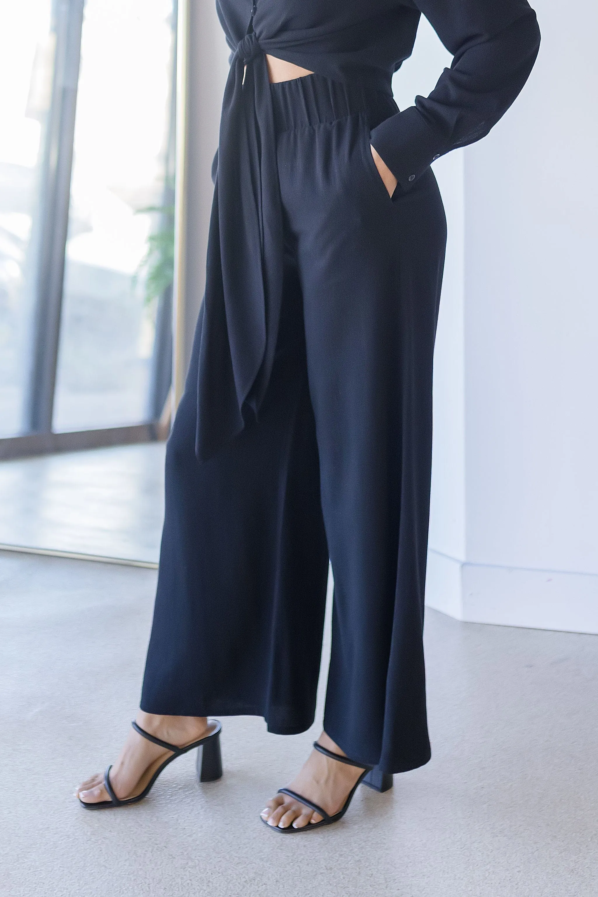 Rhea Wide Leg Pant