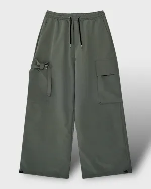 Unbalanced Pocket Wide Cargo Pants