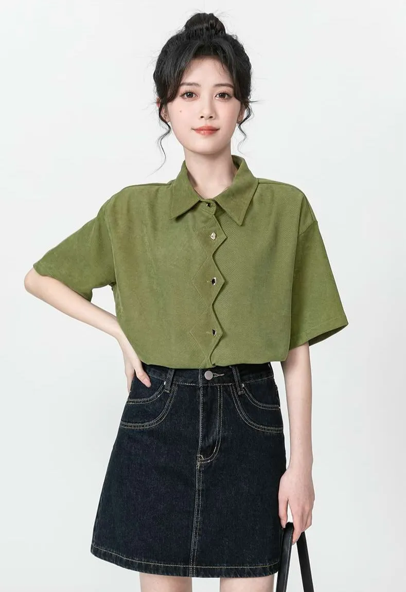 Zigzag Button Collared Top